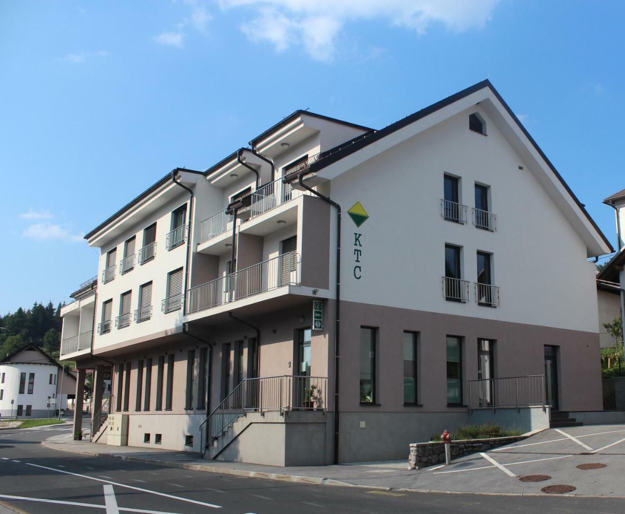 Hotel Oskar Hrib-Loski Potok 외부 사진